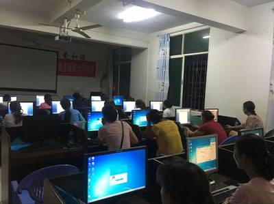 景讷乡基层妇女干部计算机技术培训活动圆满举办